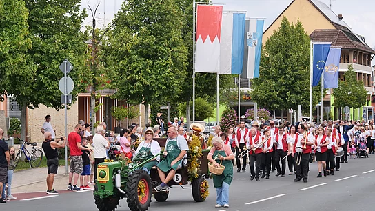 Umzug zur Kirchweih