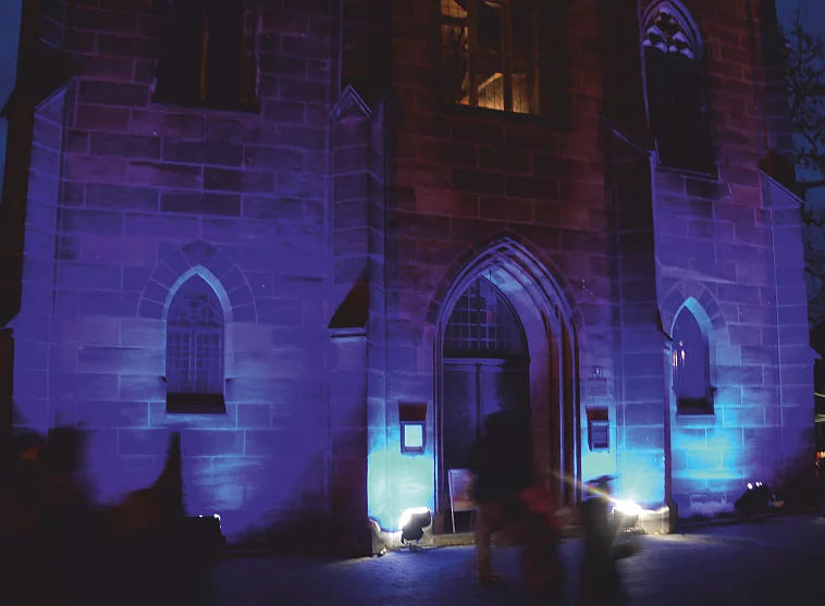 Aufnahme der illuminierten Martin-Luther-Kirche