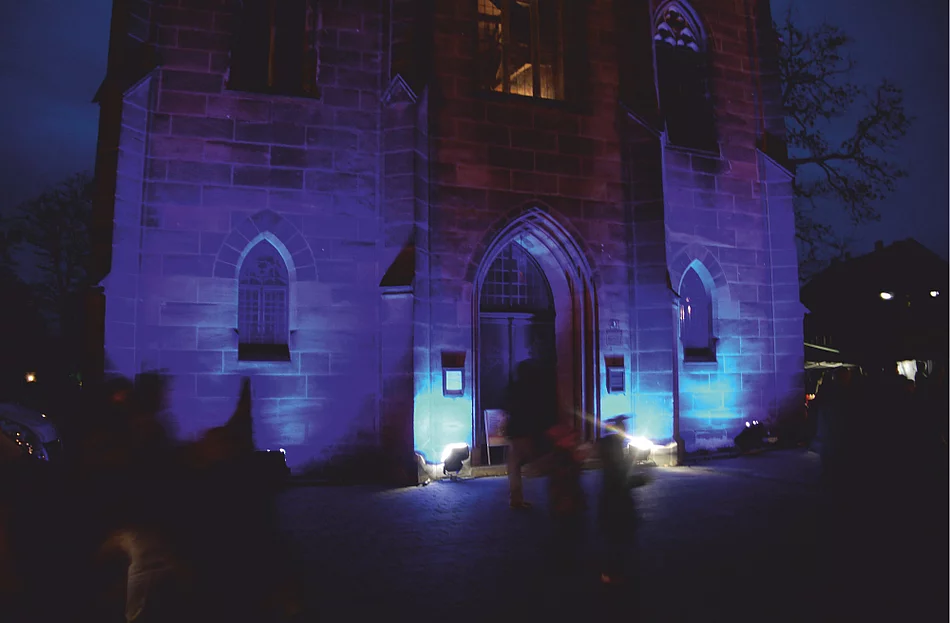 Aufnahme der illuminierten Martin-Luther-Kirche