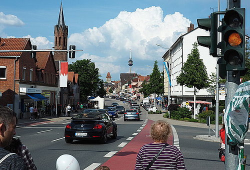 Steiner Hauptstraße während des Stadtfestes